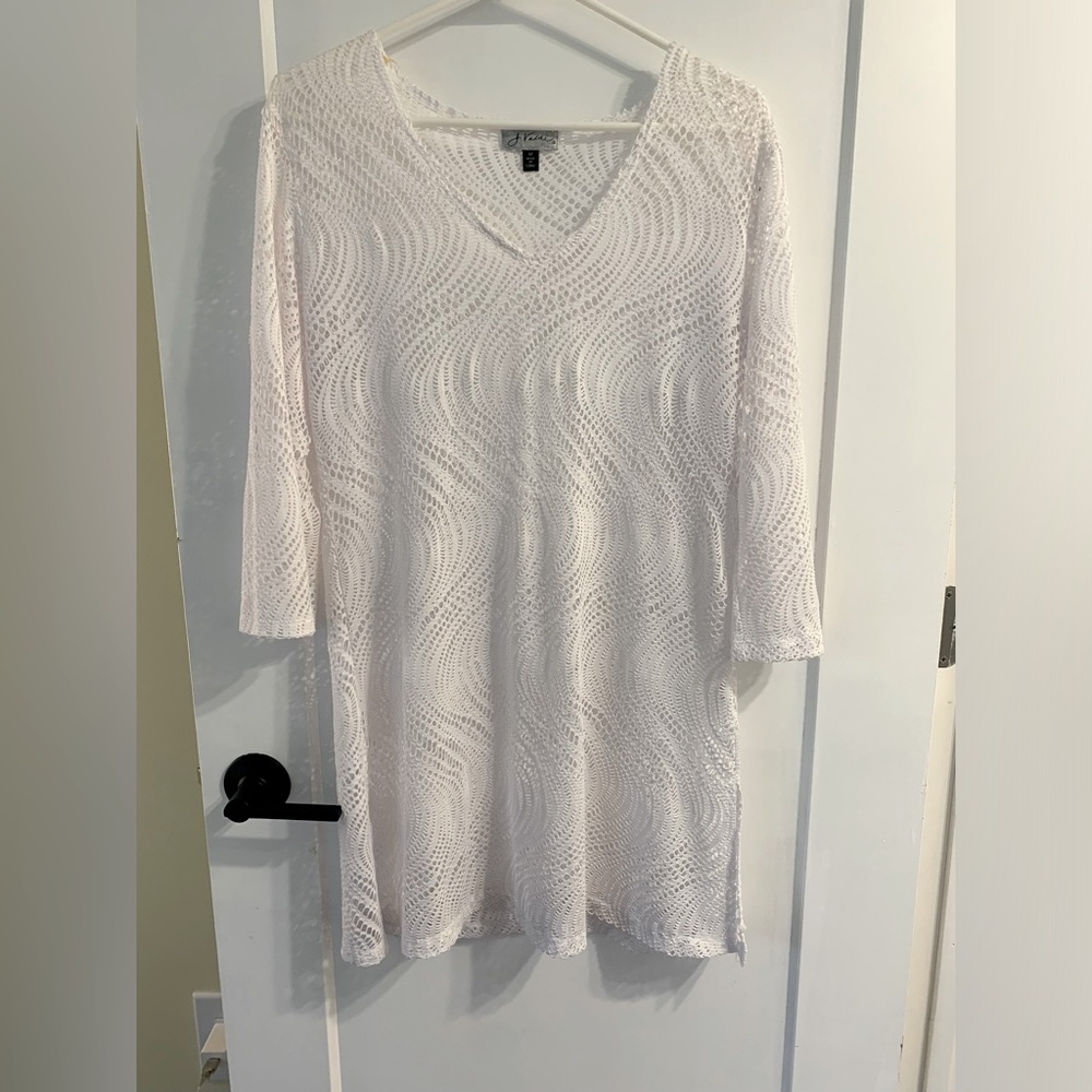 J. Valdi tunic swim cover-up, size M